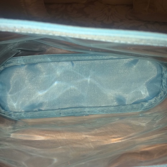 Clear/Polka Dot Mini Tote w/detachable Bag - Picture 8 of 8